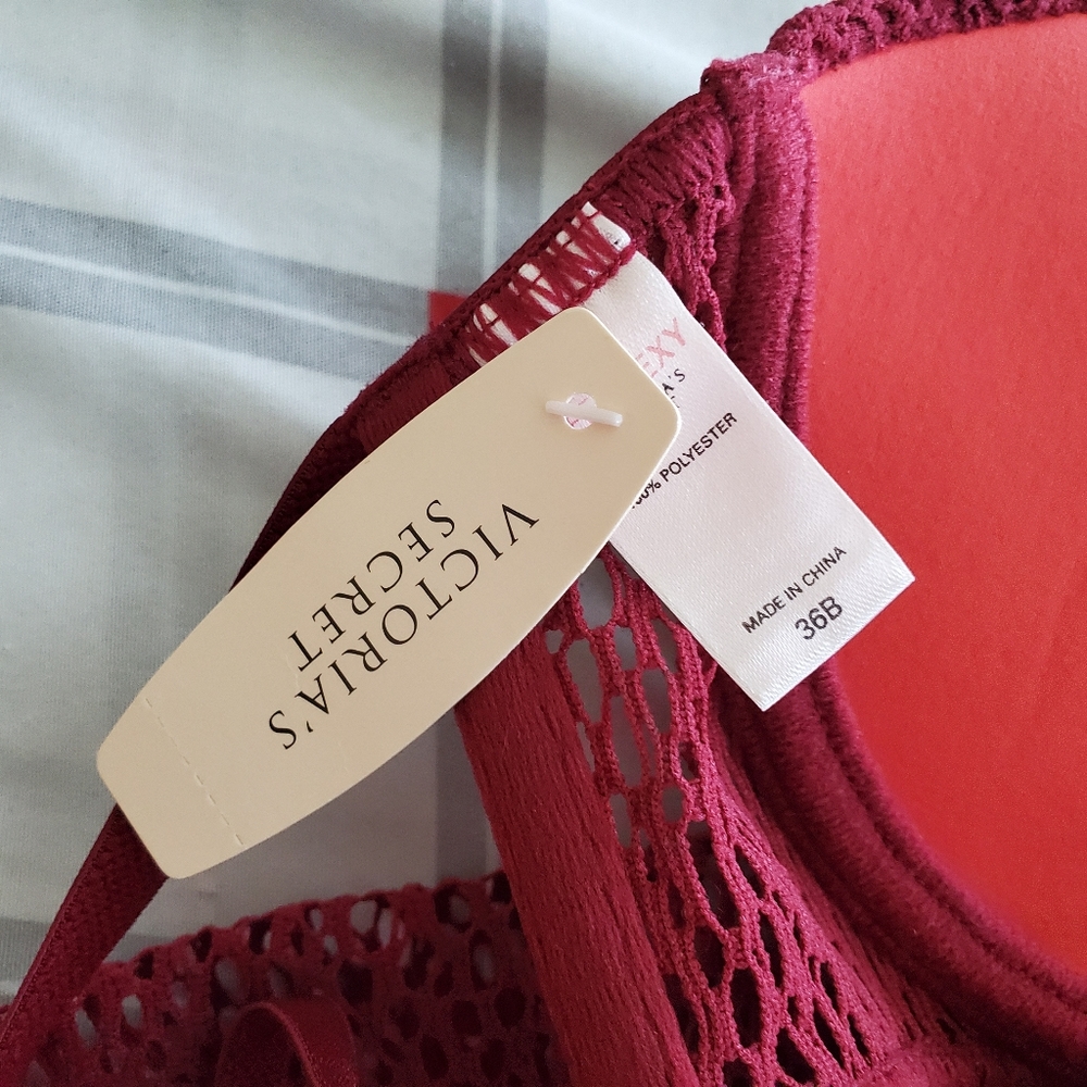 Victoria's Secret Halter Babydoll - Picture 7 of 10